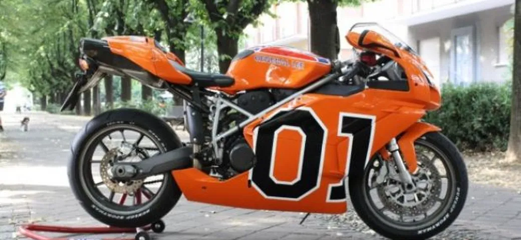 Foto del giorno: Ducati 749 General Lee Replica