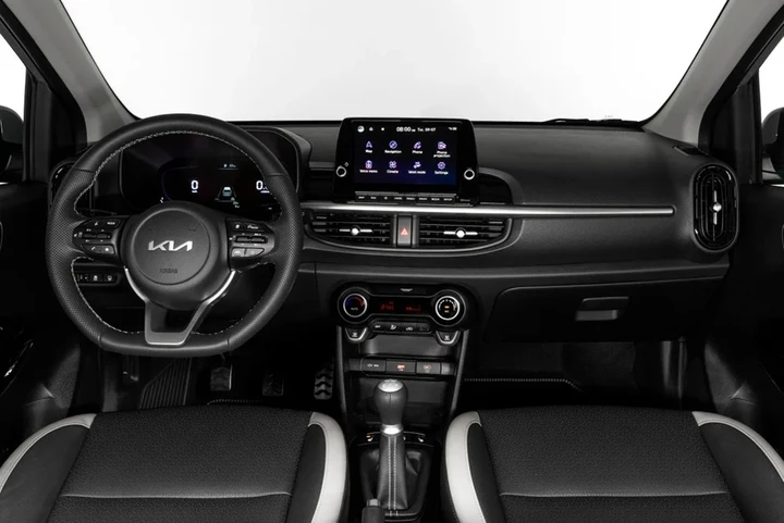 nuova kia Picanto 2024 interni