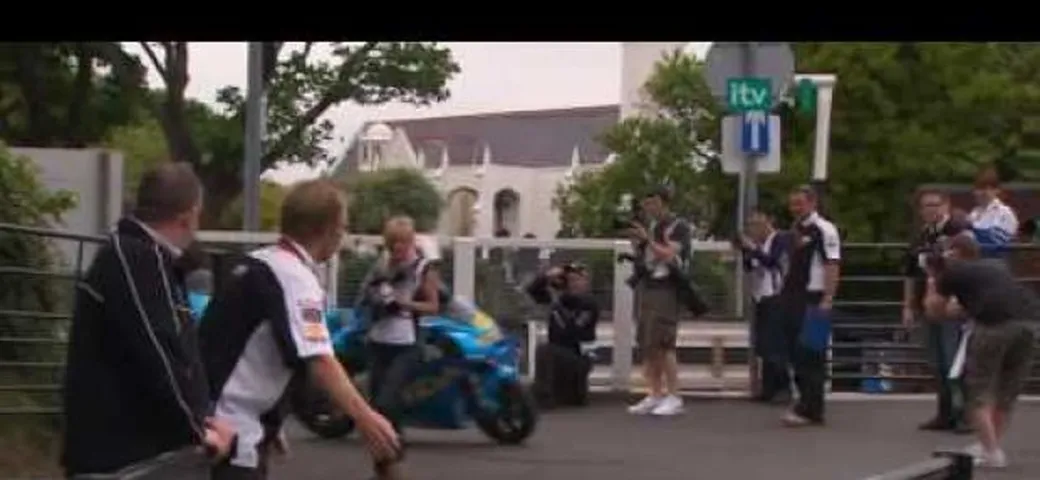 Tourist Trophy: Cameron Donald porta la Suzuki GSV-R a spasso per il Mountain
