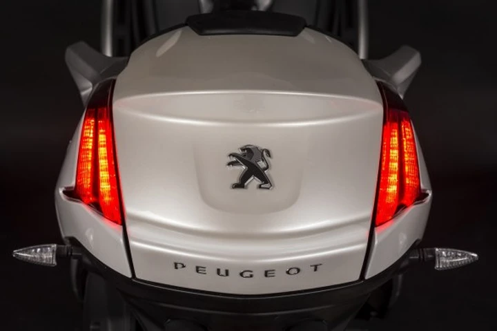 Peugeot Scooters aggiorna il listino prezzi dopo l'aumento dell'IVA