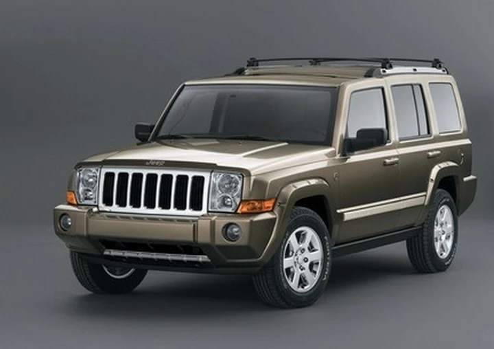 La Jeep Commander verrà sostituito da una Grand Cherokee passo lungo?