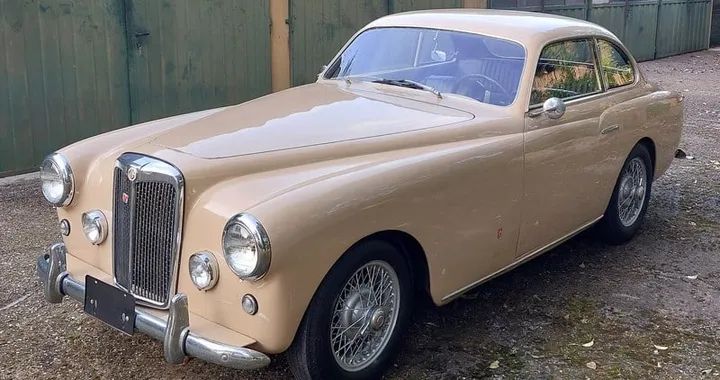 MG TD Arnolt: pezzo rarissimo all'asta di Car &amp; Classic