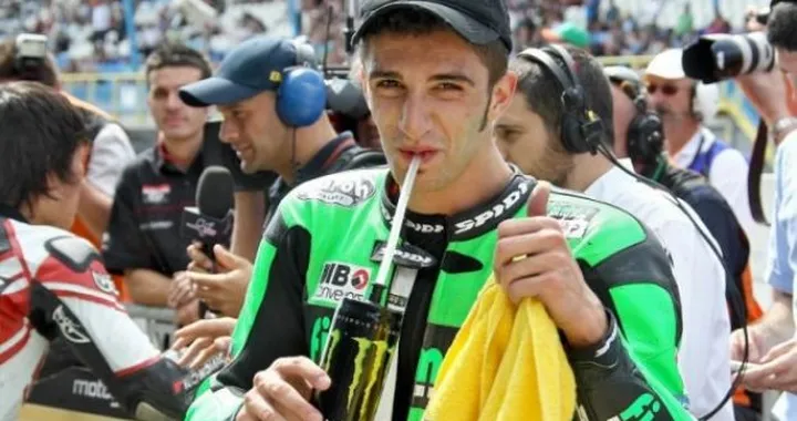 Moto2/125: ad Assen Iannone e Marquez in pole position