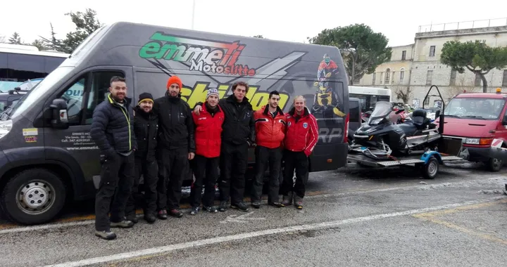 Emergenza Abruzzo: la FMI in aiuto con le motoslitte