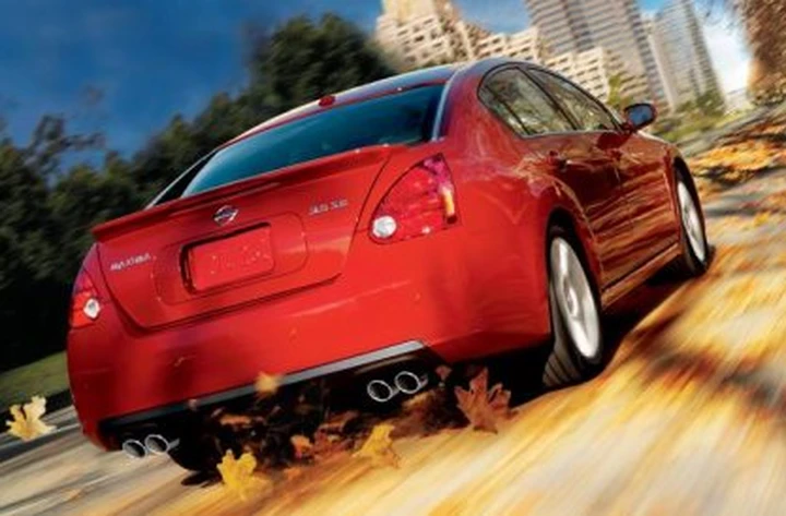 Nissan Altima e Maxima