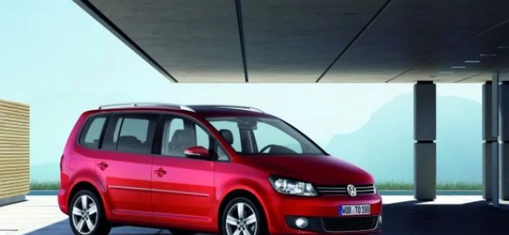 Volkswagen Touran: foto ufficiali della nuova generazione