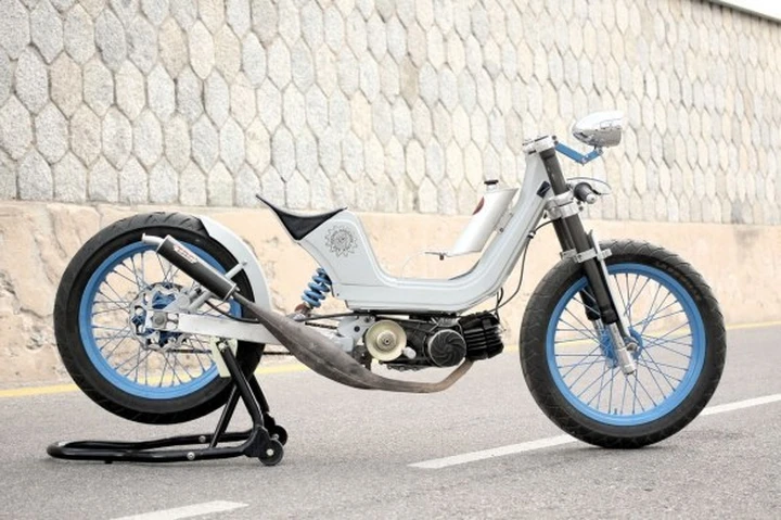 Derby ‘Bonneville’ by Vintage Addiction Crew