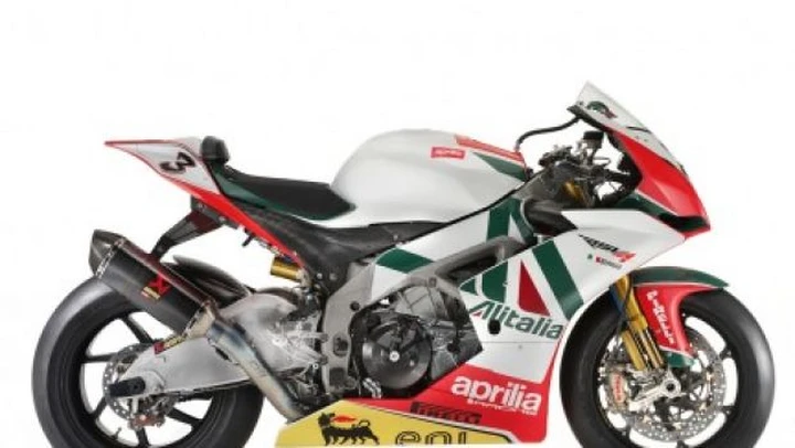 Aprilia RSV4 Superbike: arriva la replica