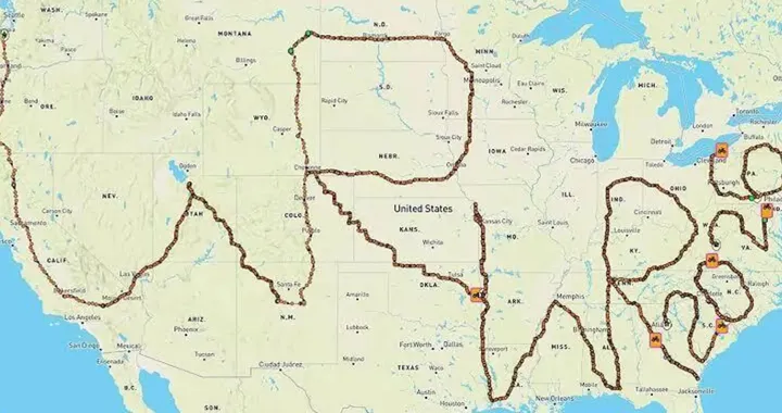 Due motocicliste disegnano gli USA col GPS: è record