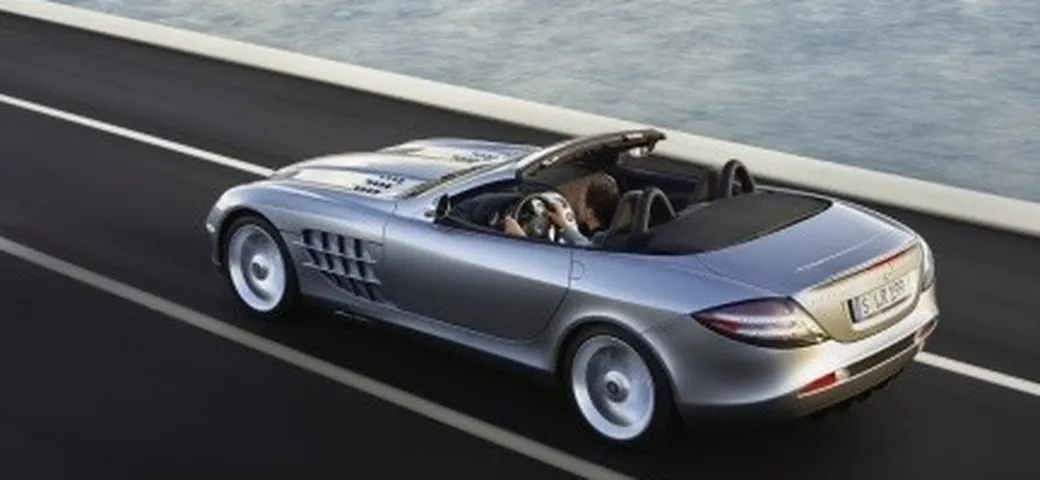 Svelata la Mercedes SLR McLaren Roadster