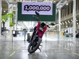 Ola Electric celebra 1 milione di veicoli elettrici a due ruote prodotti in India