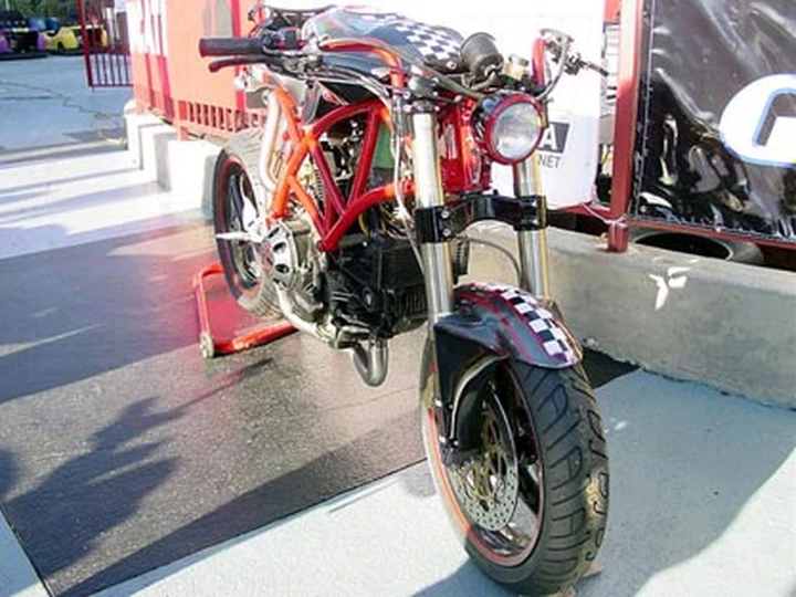 MotoMaxy Gina
