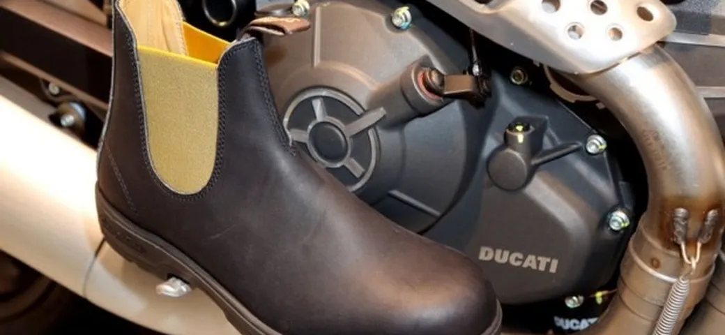 Blundstone 800, stivale in stile Ducati Scrambler