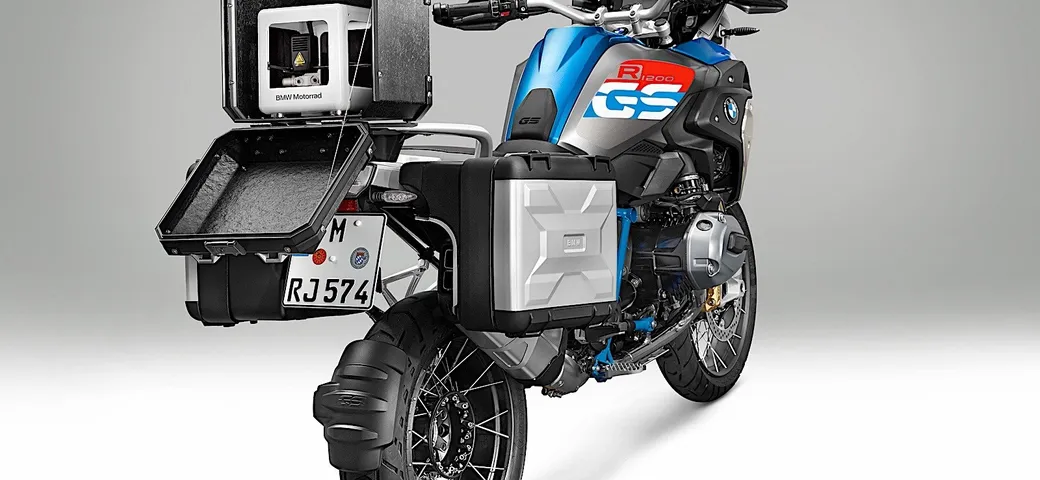 BMW Motorrad iParts: la stampante 3D rivoluziona i pezzi di ricambio