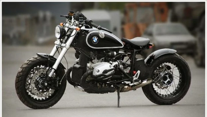BMW R 1200 R by Galaxy Customs