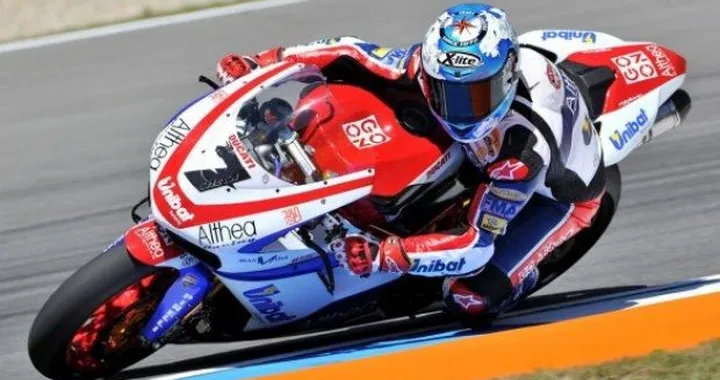 WSBK: Gara2 è storia. Vittoria di Carlos Checa e Max Biaggi Campione del Mondo 2010