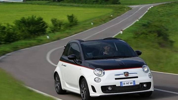 Abarth 500C: tutti i dettagli