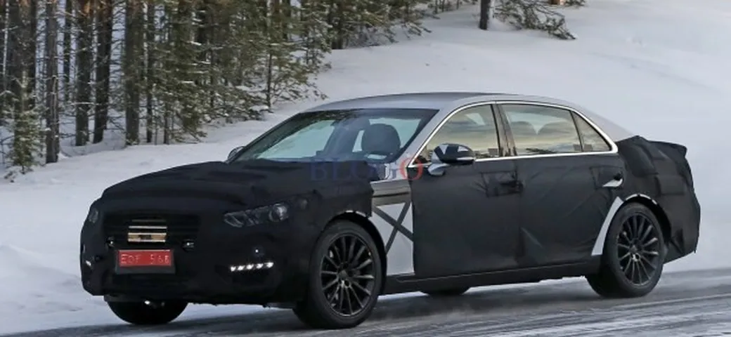 Hyundai Equus: foto spia della futura generazione