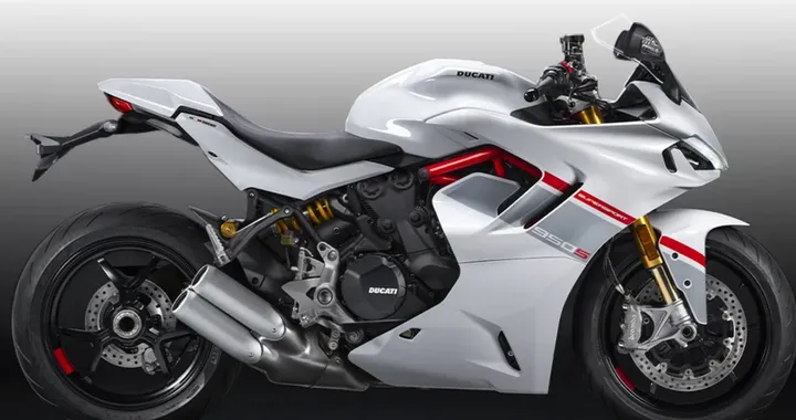 Ducati SuperSport 950 S: debutta la nuova livrea Stripe Livery [FOTO]