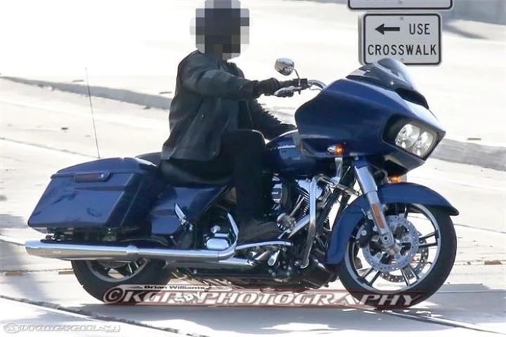 Scoop: Harley-Davidson Road Glide 2015