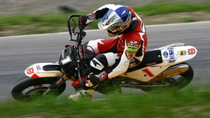 Ivan Lazzarini, mattatore a Castelletto