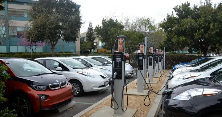 Sviluppo della mobilità elettrica: c’è il piano del Governo