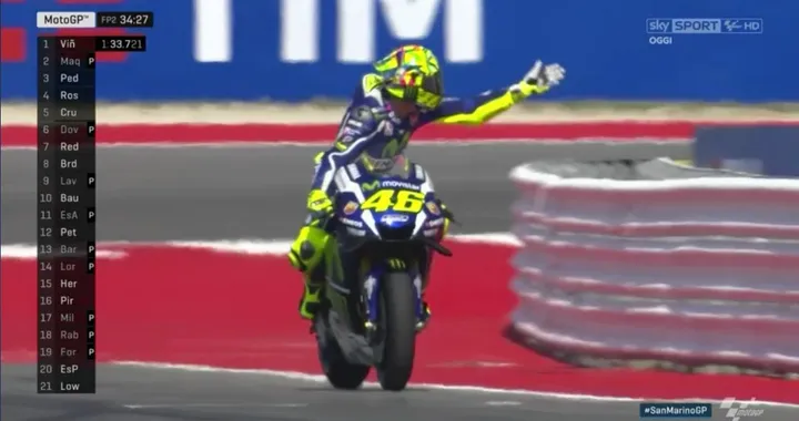 Rossi, Aleix Espargaro, qualche "vaffa" e gli ennesimi commenti maleducati sul web
