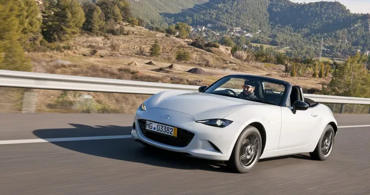 Mazda MX-5: il bilanciamento perfetto [Video]