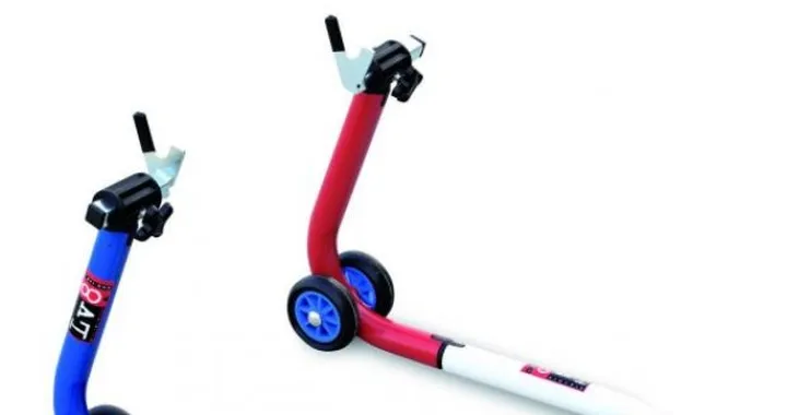 LV8 Lego: cavalletto alza moto /video