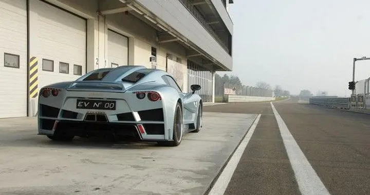 Mazzanti Evantra: video sulla pista di Modena