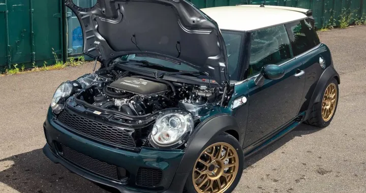 "Vini" Mini R56 by Powerflex: il sound del V8 Bmw