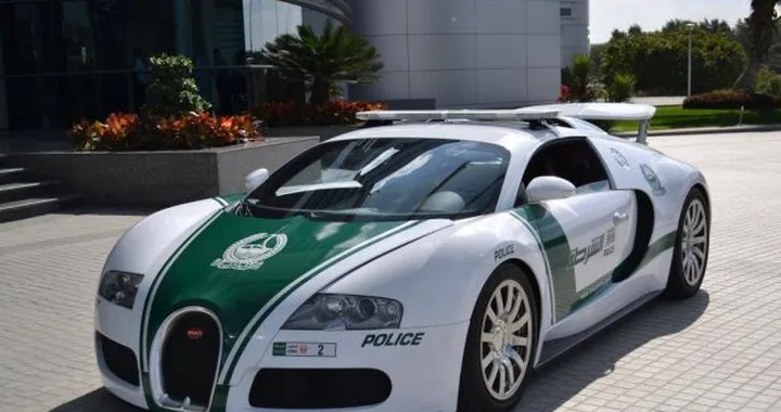 Bugatti Veyron: un esemplare per la Polizia di Dubai