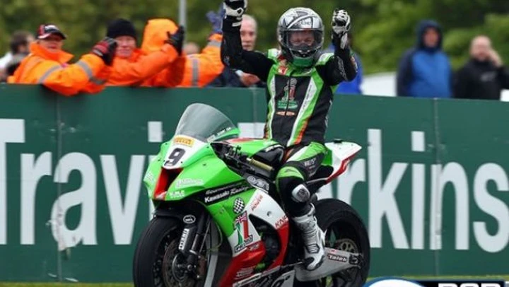 BSB, Oulton Park: Chris Walker vince Gara-2 dopo 12 anni di digiuno, ora Gara 3