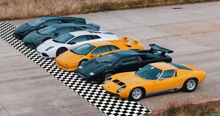 Lamborghini, sei generazioni di V12 una contro l'altra: dalla Miura alla Revuelto