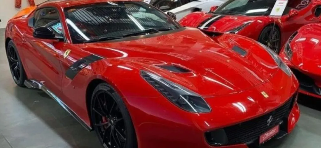 La Ferrari F12tdf di Kimi Raikkonen in vendita ad una cifra da capogiro