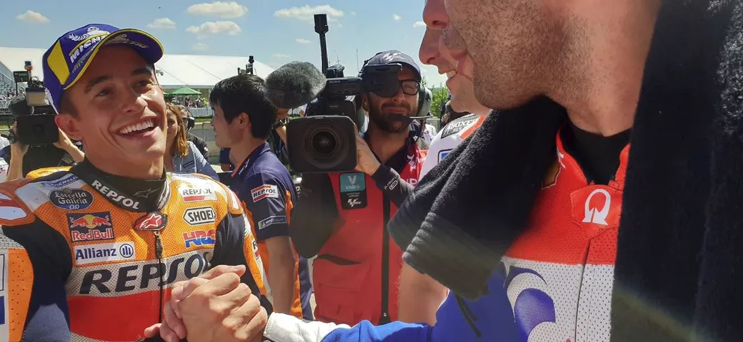 MotoGP Germania: Marquez in pole su Petrucci e Lorenzo