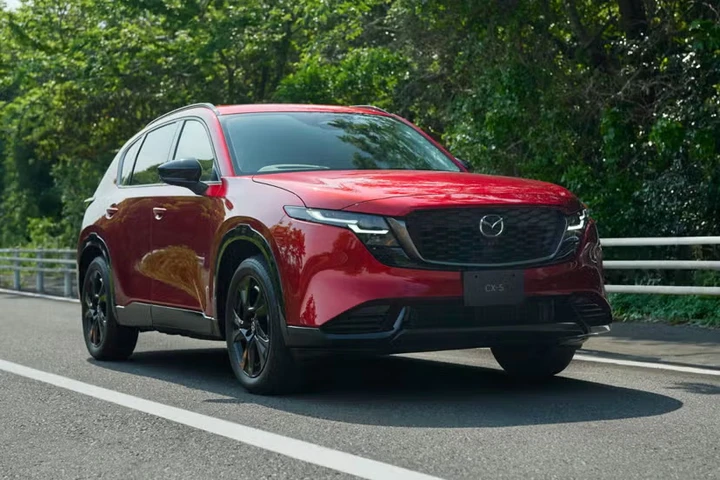 Nuova Mazda CX-5 2026, boom di ordini: vendite 5 volte oltre le attese