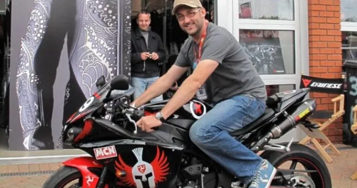 Tourist Trophy 2010: ecco la WarrioR1 di Jorge Lorenzo