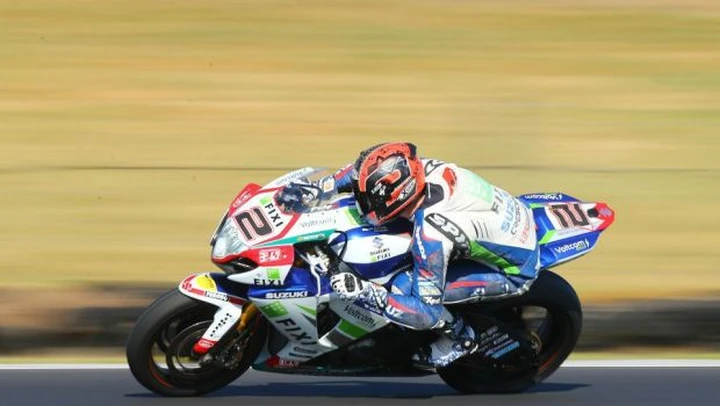 WSBK: la Suzuki di Camier domina anche il primo giorno di test ufficiali a Phillip Island