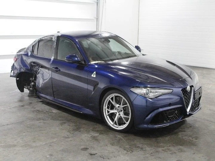 Un'Alfa Giulia Quadrifoglio incidentata è in vendita a 50 mila euro