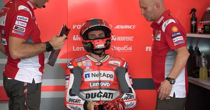 MotoGP Sepang, forfait di Lorenzo. Musi lunghi in Ducati