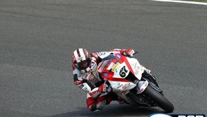 BSB: Oulton Park: Gara-3 a Byrne davanti a Hill, male gli italiani