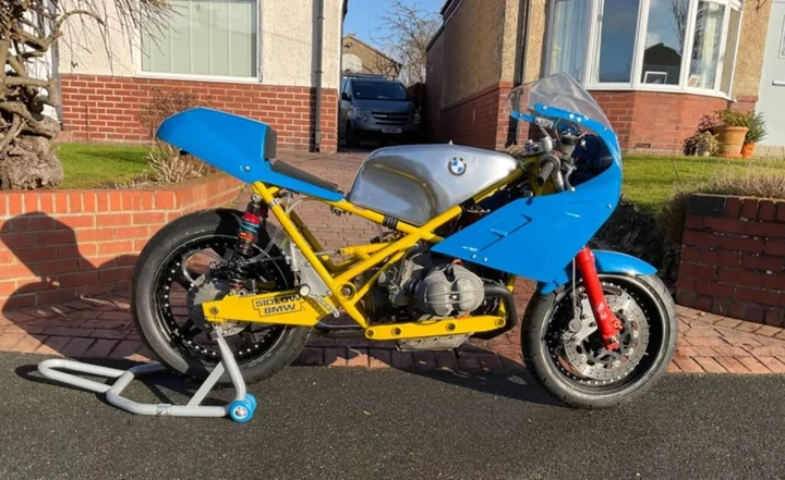 La BMW R100 Racer di Andy Sidlow: un gioiello unico per appassionati