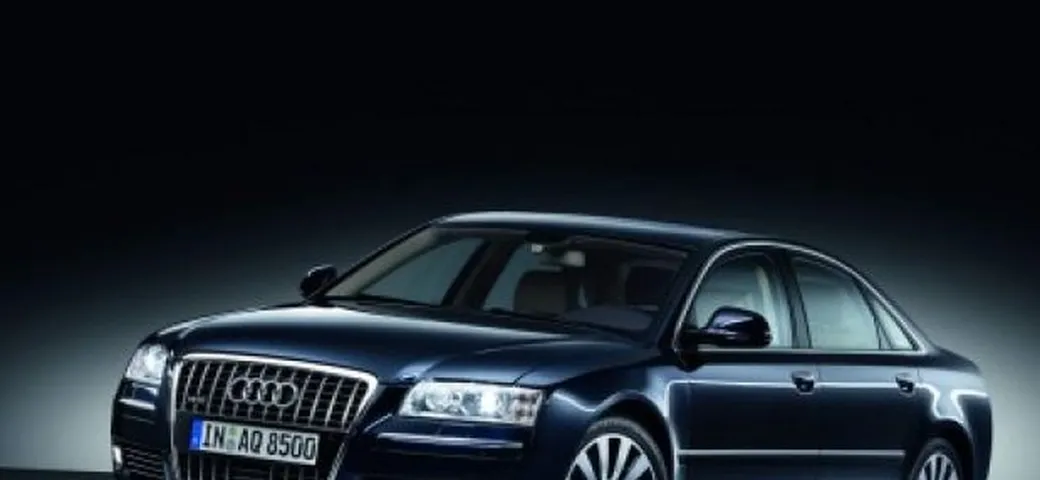 Audi A8: nuovi pacchetti comfort plus style e sport plus style