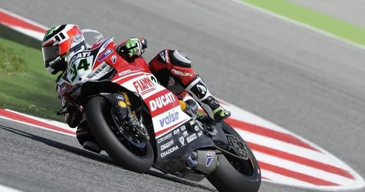 SBK Misano Superpole: Sykes (Kawasaki), giro-favola da record. Giugliano (Ducati) e Melandri (Aprilia) puntano alla vittoria