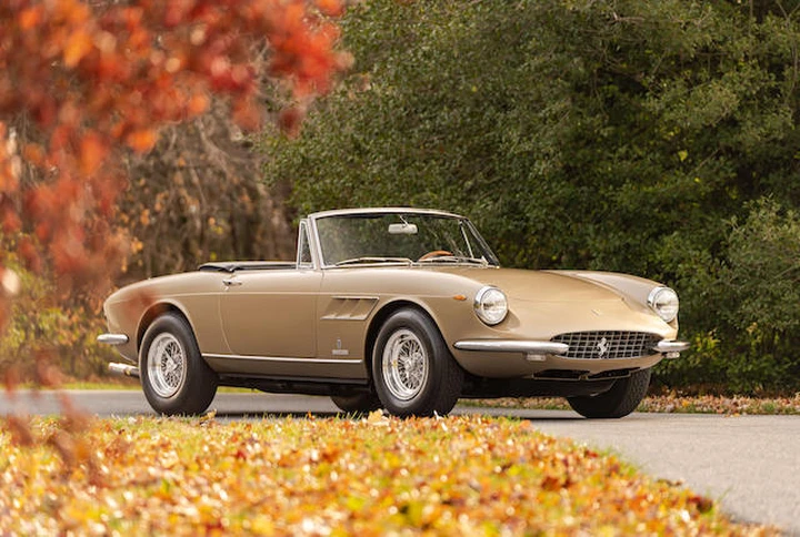 Ferrari 330 GTS del 1967 all'asta in Florida con Bonhams