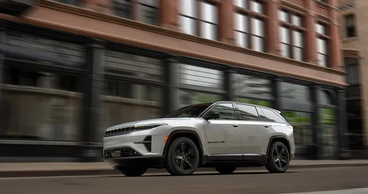 Jeep Wagoneer S: il nuovo SUV elettrico di lusso per il mercato globale [VIDEO]