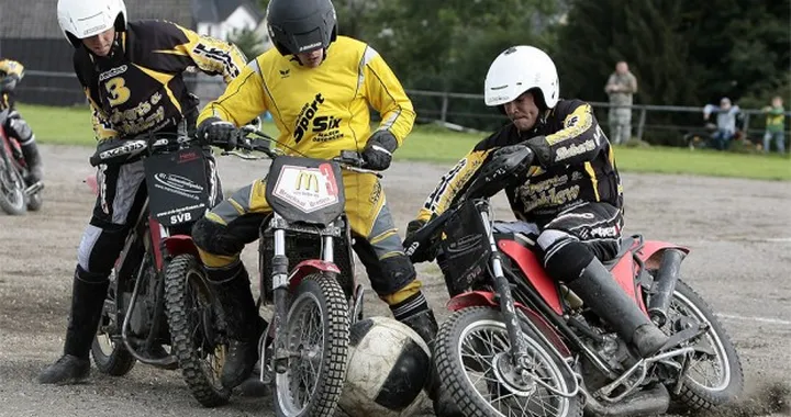 Motoball: quando il calcio si gioca su due ruote