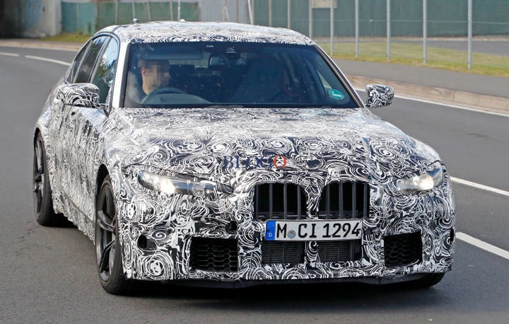 BMW M3: le foto spia