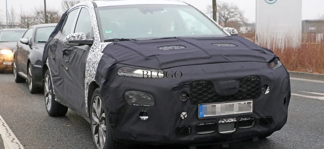 Hyundai B SUV: nuove foto spia